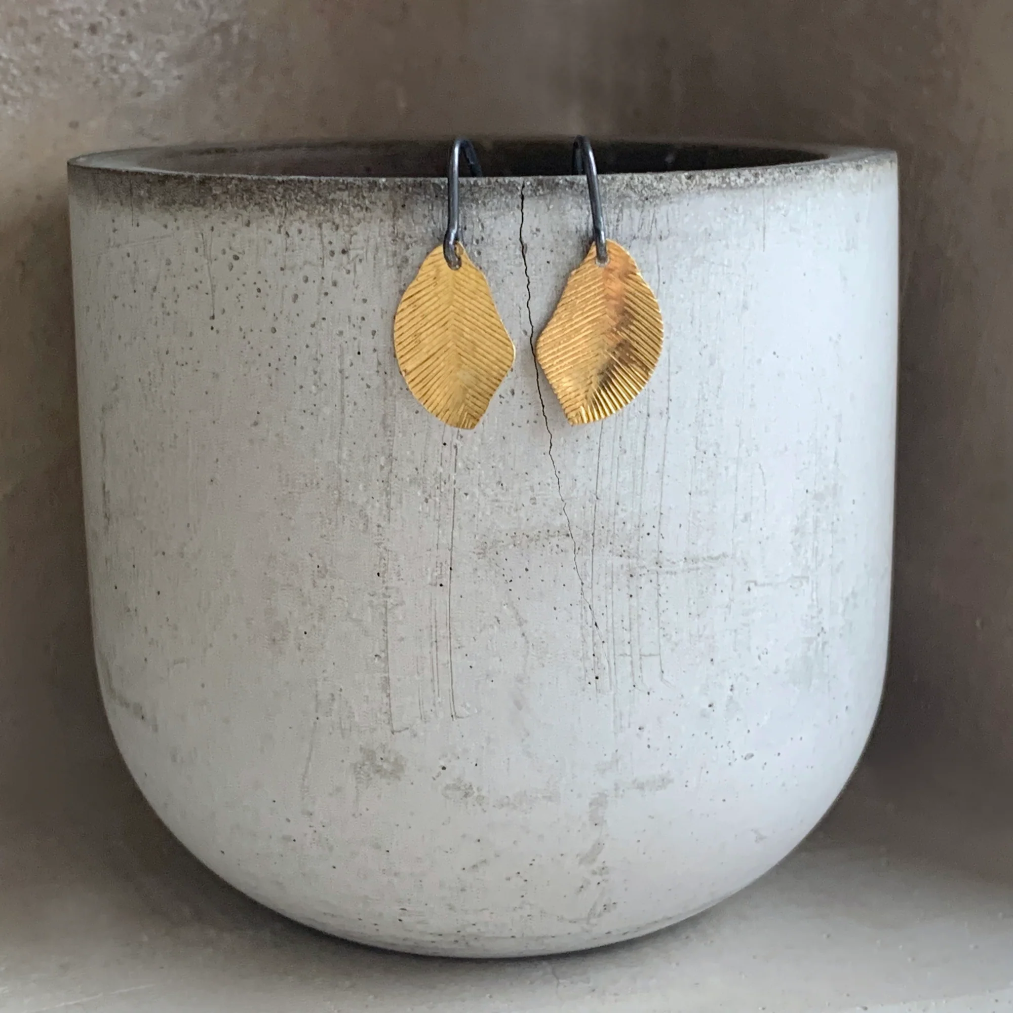 Dangle earrings